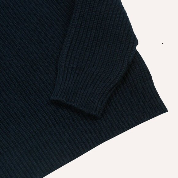 Drake's Navy Alpaca Lambswool Ribbed Integral Collar Jumper/Sweater, Size Small - Picture 4 of 5